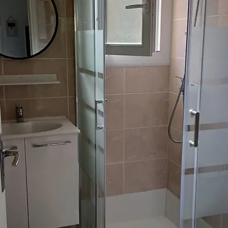 Mini 200 Metres De La De Santa Guilia 公寓