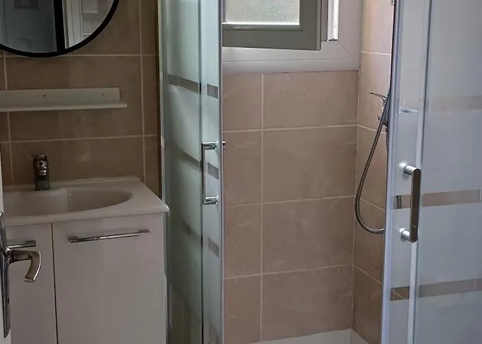 Mini 200 Metres De La De Santa Guilia 公寓